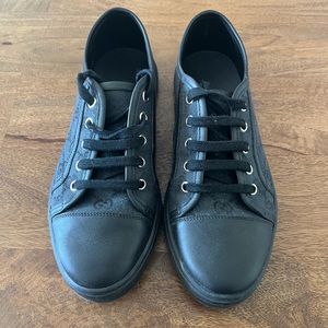 Gucci navy & black sneakers